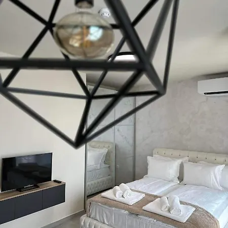 Apartment Romantic Saints Constantine and Helena